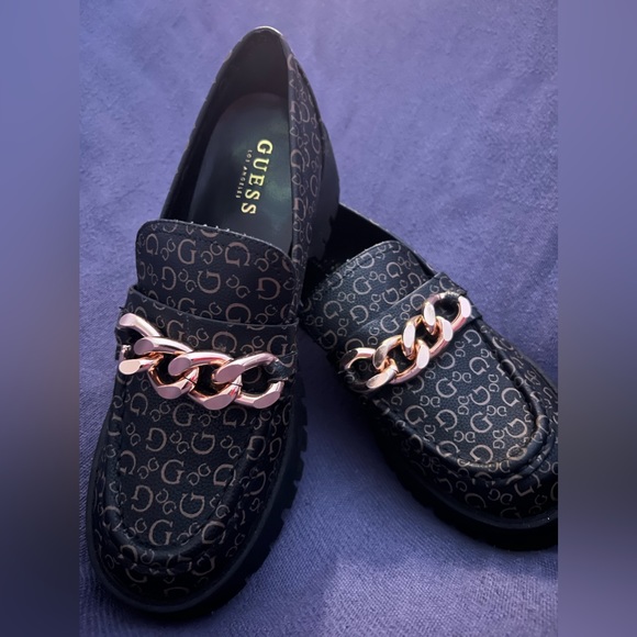 Mini Guess Platforms - Picture 1 of 4
